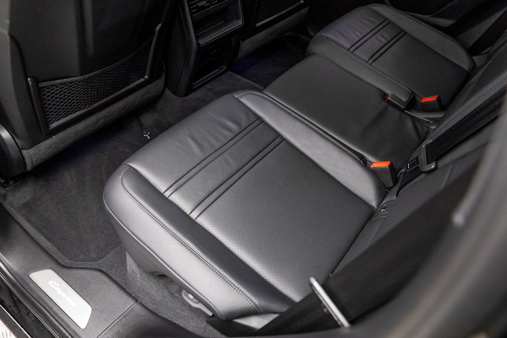 Thumbnail: 2024 Porsche Cayenne - 43