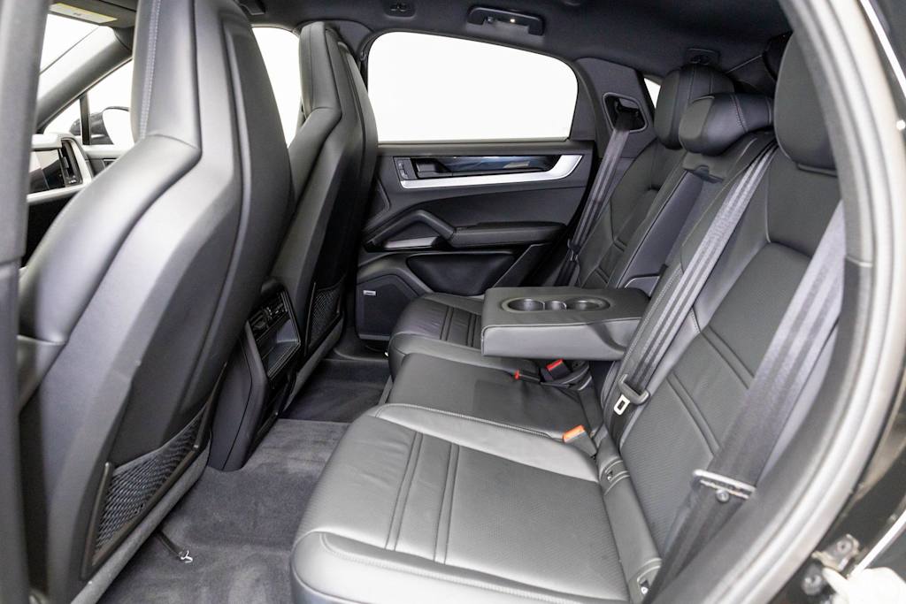 Thumbnail: 2024 Porsche Cayenne - 13