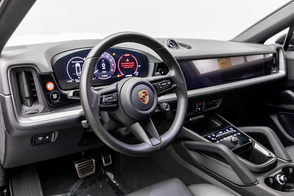 Thumbnail: 2024 Porsche Cayenne - 2
