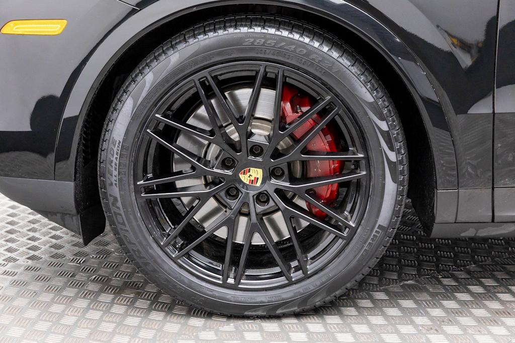 Thumbnail: 2024 Porsche Cayenne - 8