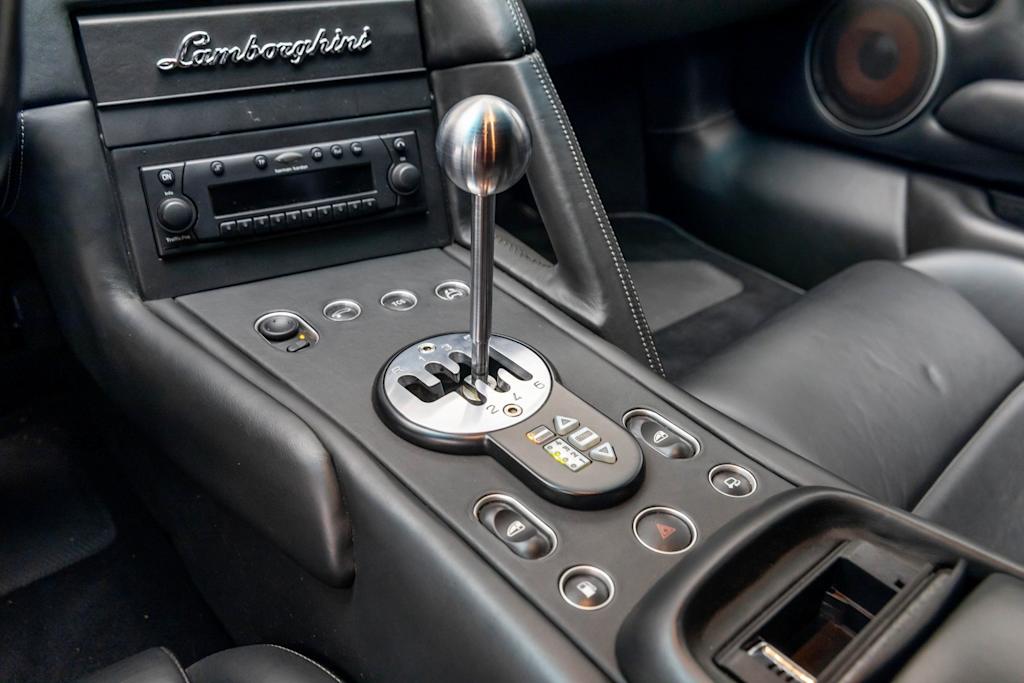 Thumbnail: 2003 Lamborghini Murcielago - 16