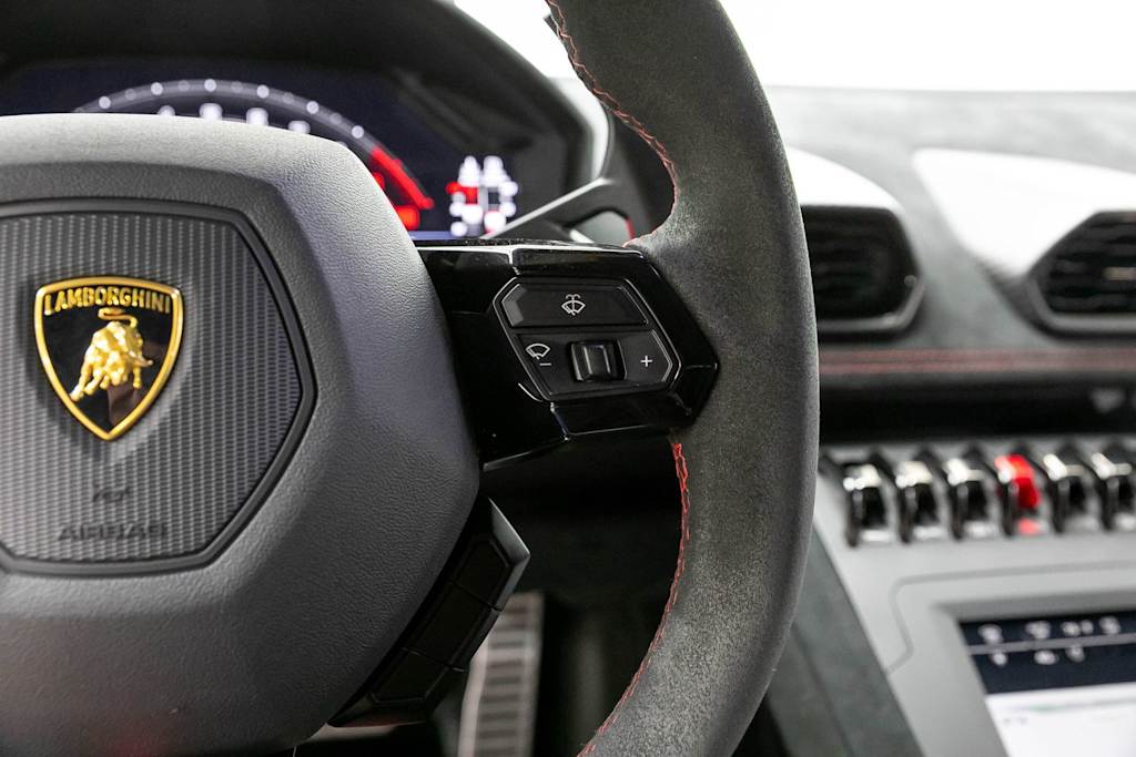 Thumbnail: 2022 Lamborghini Huracan - 29