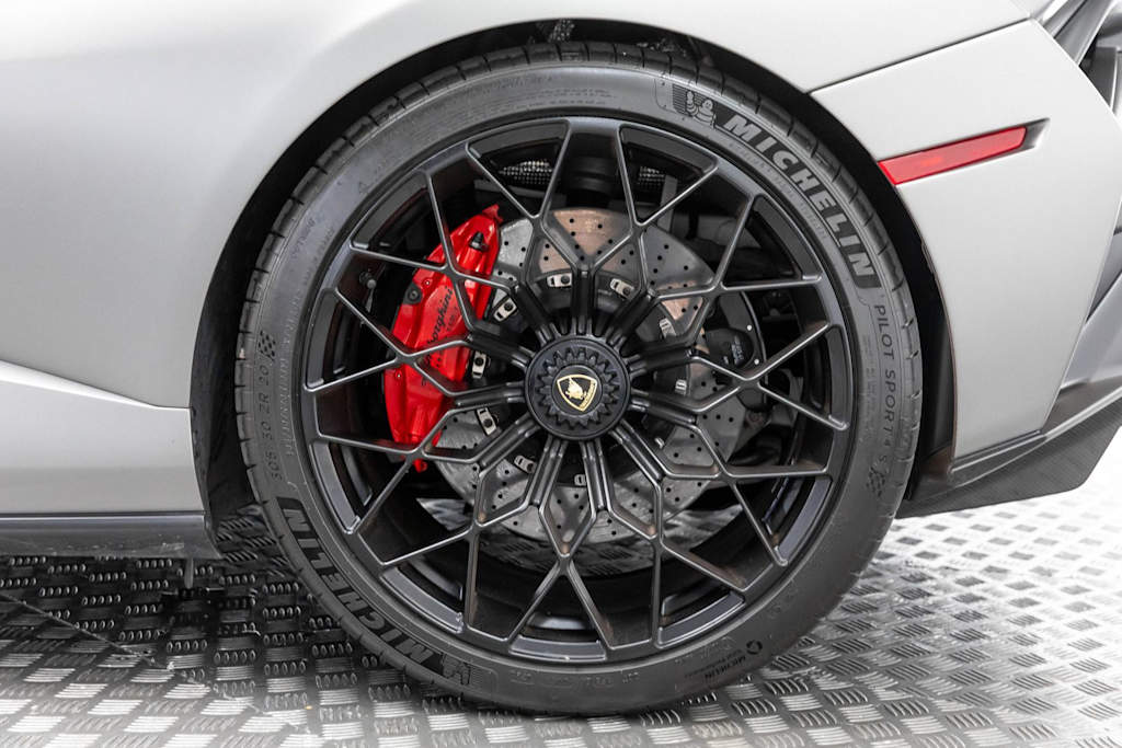 Thumbnail: 2022 Lamborghini Huracan - 57