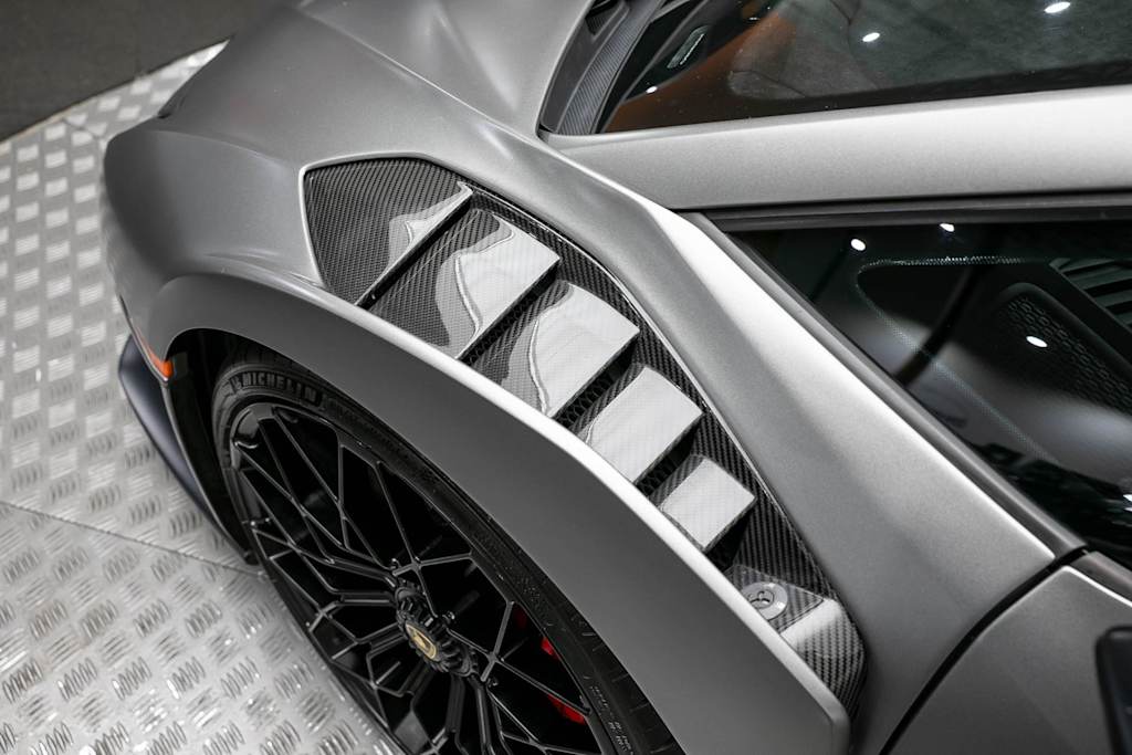 Thumbnail: 2022 Lamborghini Huracan - 52