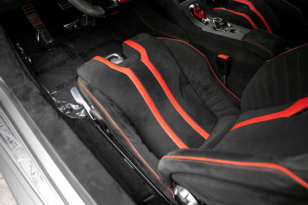 Thumbnail: 2022 Lamborghini Huracan - 25