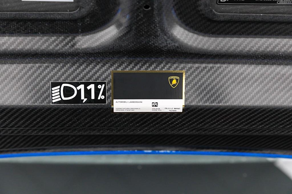 Thumbnail: 2023 Lamborghini Huracan - 32