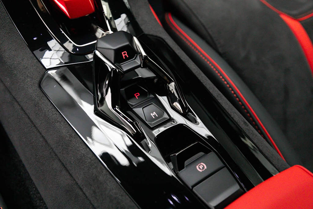 Thumbnail: 2023 Lamborghini Huracan - 27