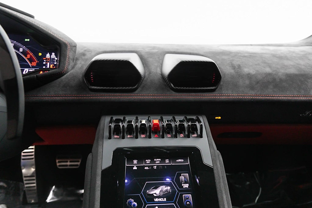 Thumbnail: 2023 Lamborghini Huracan - 14