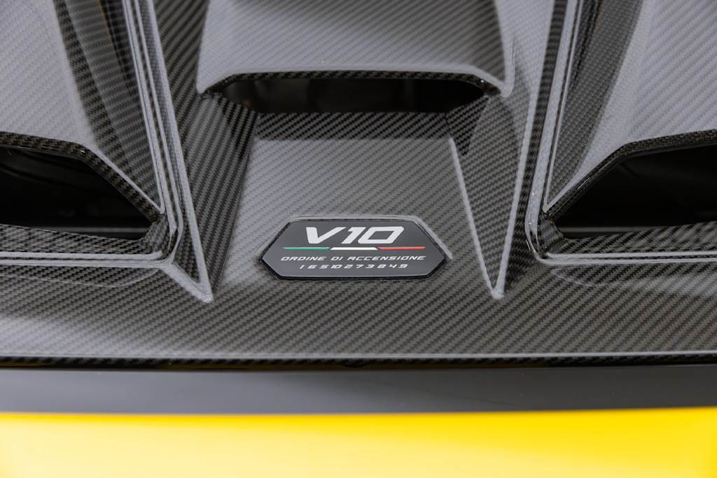 Thumbnail: 2023 Lamborghini Huracan - 33