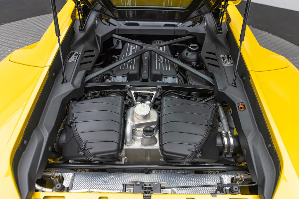 Thumbnail: 2023 Lamborghini Huracan - 8