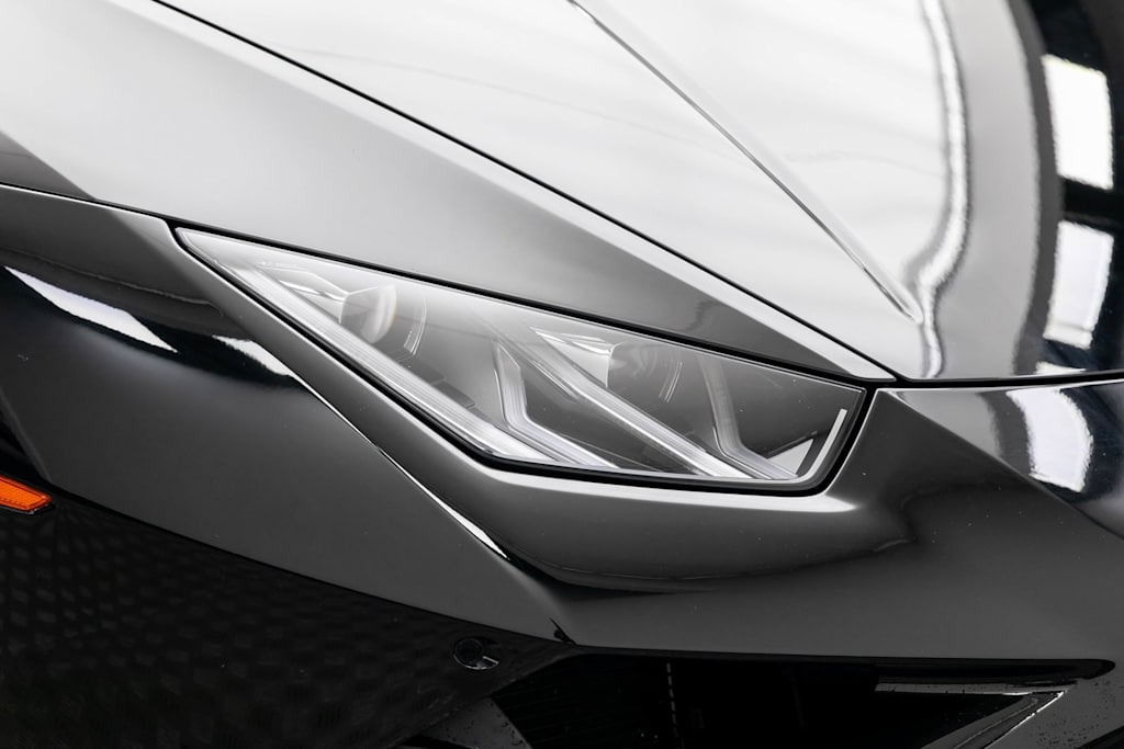 Thumbnail: 2022 Lamborghini Huracan - 45