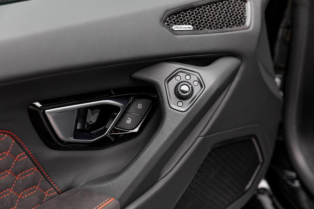 Thumbnail: 2022 Lamborghini Huracan - 27