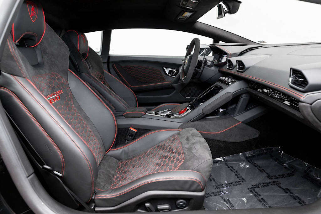 Thumbnail: 2022 Lamborghini Huracan - 20