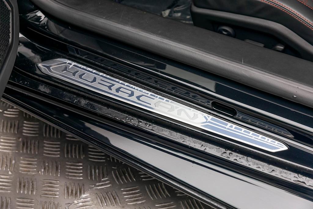 Thumbnail: 2022 Lamborghini Huracan - 6