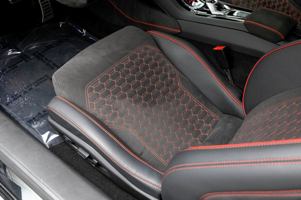 Thumbnail: 2022 Lamborghini Huracan - 38