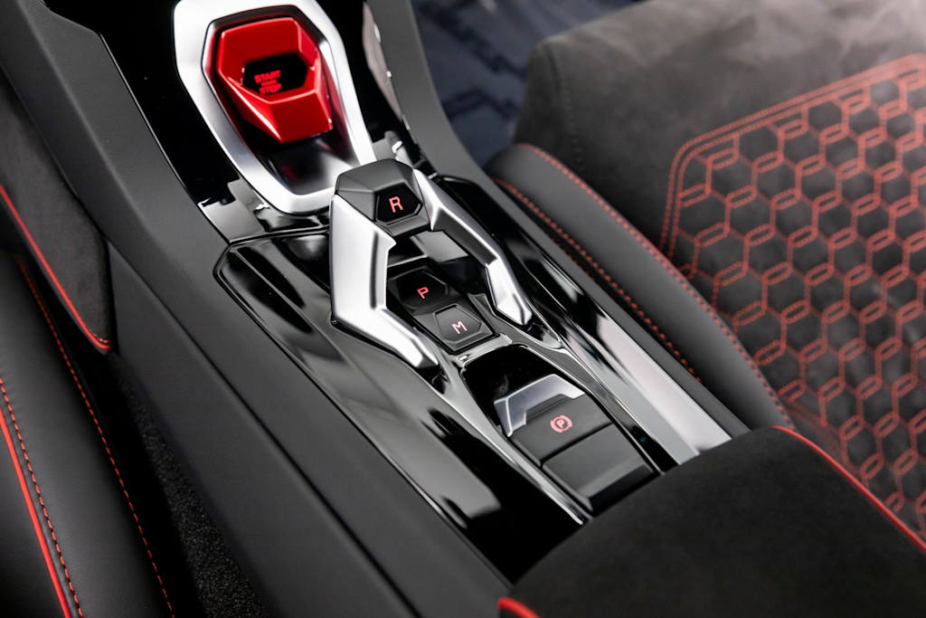 Thumbnail: 2022 Lamborghini Huracan - 21