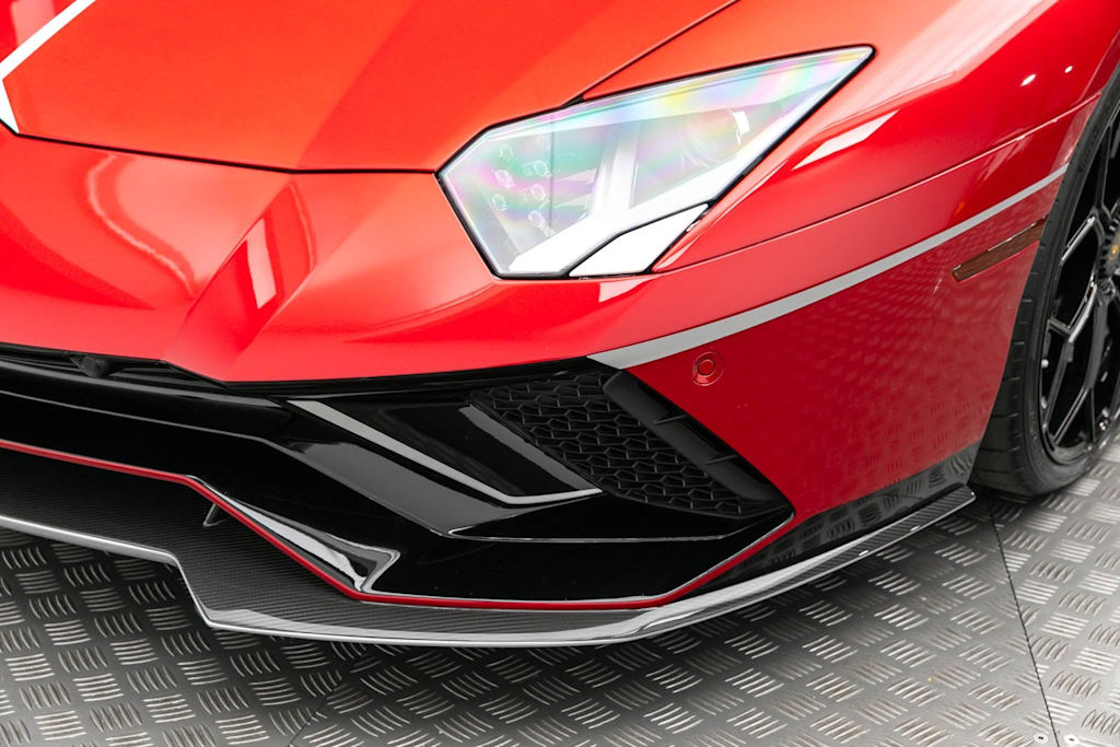 2022 Lamborghini Aventador  47