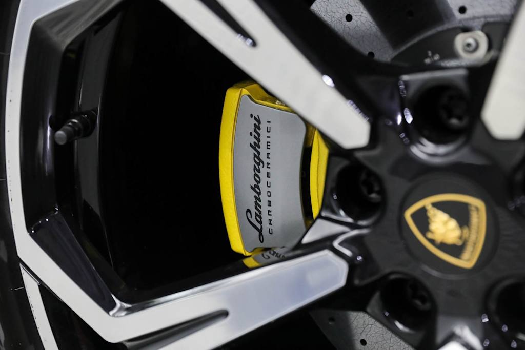 Thumbnail: 2022 Lamborghini Urus - 46