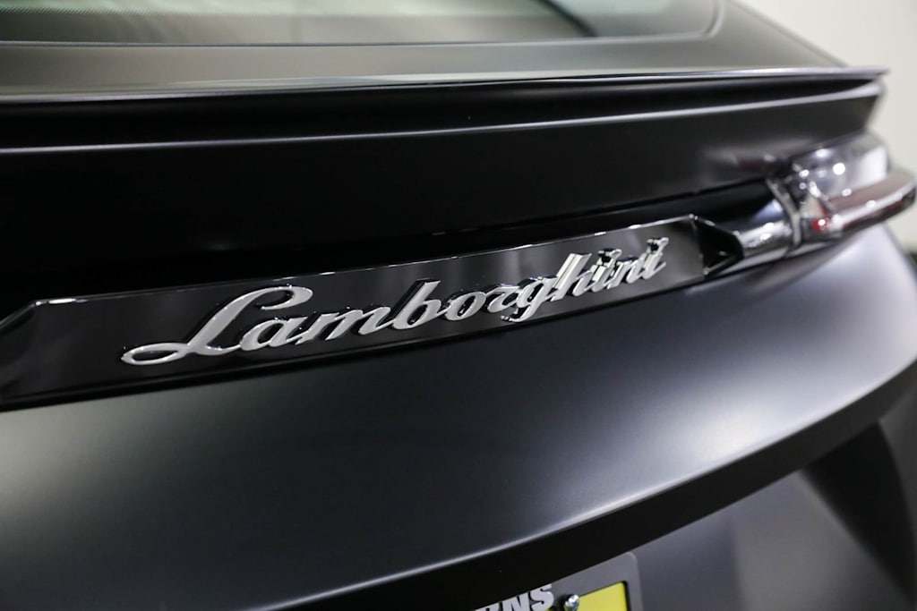 Thumbnail: 2022 Lamborghini Urus - 47