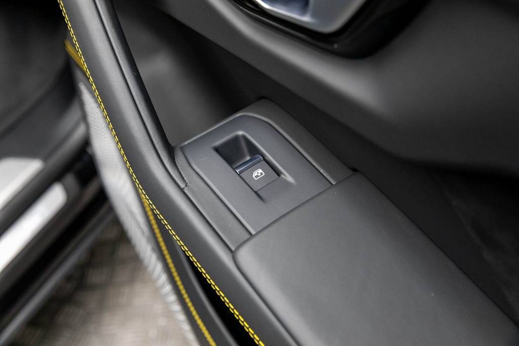 Thumbnail: 2022 Lamborghini Urus - 50