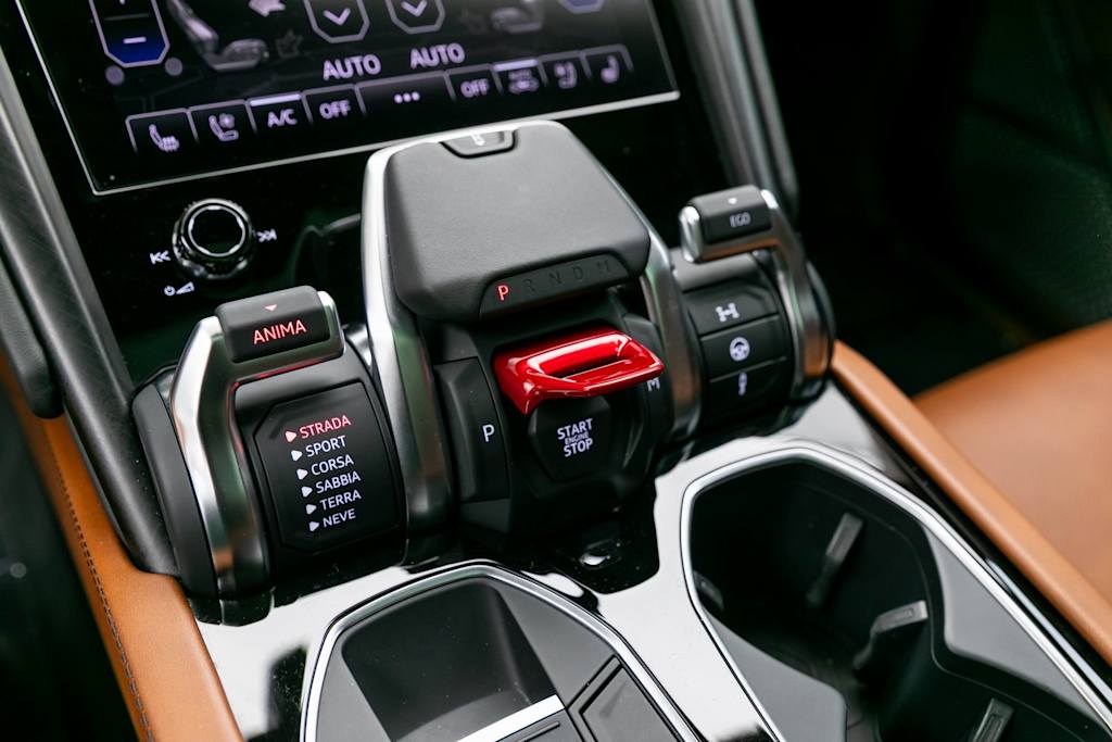 Thumbnail: 2022 Lamborghini Urus - 17
