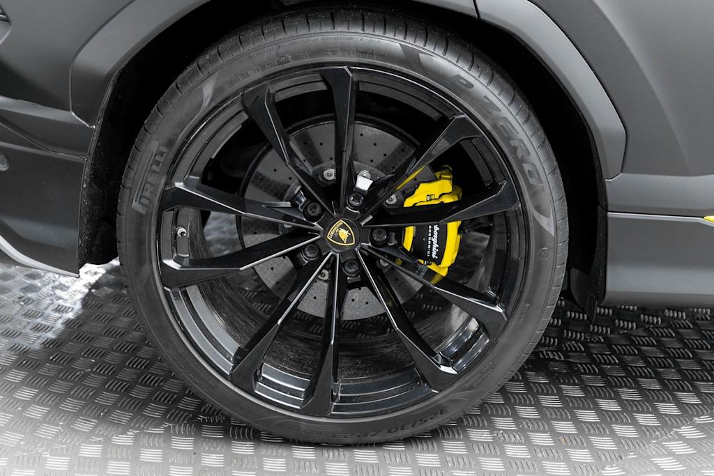 Thumbnail: 2019 Lamborghini Urus - 53