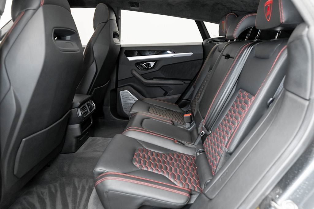 Thumbnail: 2019 Lamborghini Urus - 13