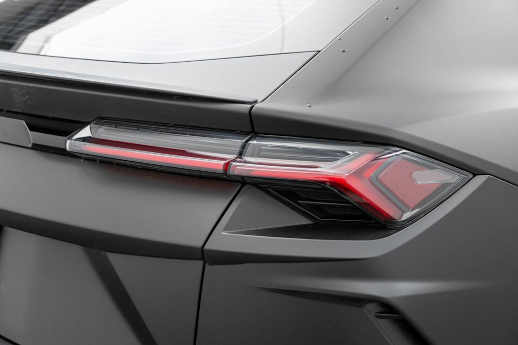 Thumbnail: 2019 Lamborghini Urus - 59