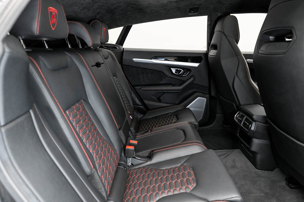 Thumbnail: 2019 Lamborghini Urus - 21