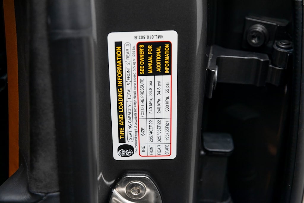 Thumbnail: 2022 Lamborghini Urus - 36