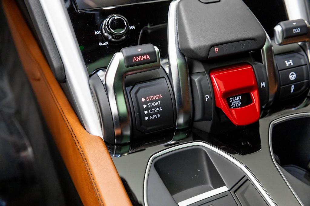 Thumbnail: 2022 Lamborghini Urus - 40