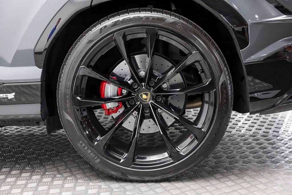 Thumbnail: 2023 Lamborghini Urus - 56