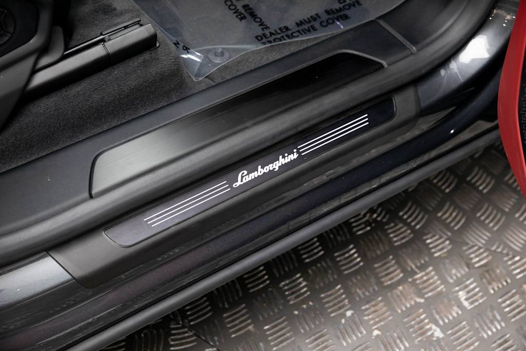 Thumbnail: 2023 Lamborghini Urus - 53