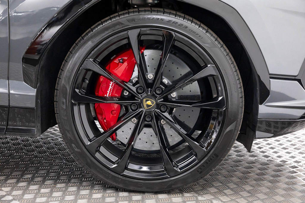 Thumbnail: 2023 Lamborghini Urus - 58