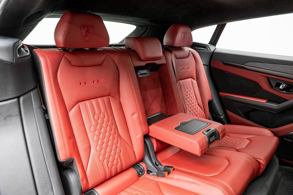 Thumbnail: 2023 Lamborghini Urus - 22