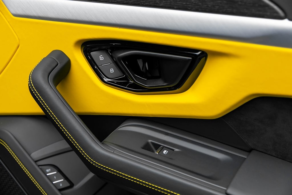 Thumbnail: 2024 Lamborghini Urus - 55