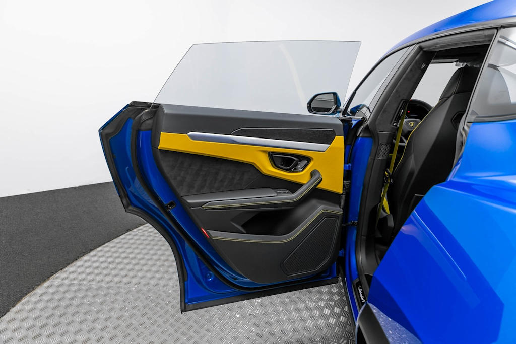 Thumbnail: 2024 Lamborghini Urus - 42