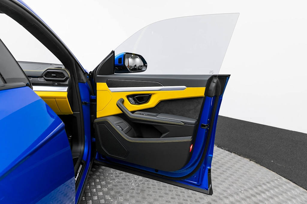 Thumbnail: 2024 Lamborghini Urus - 54