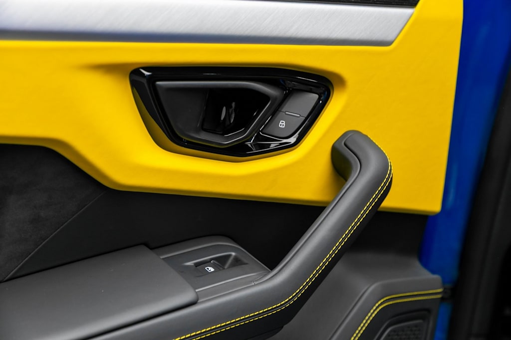Thumbnail: 2024 Lamborghini Urus - 43