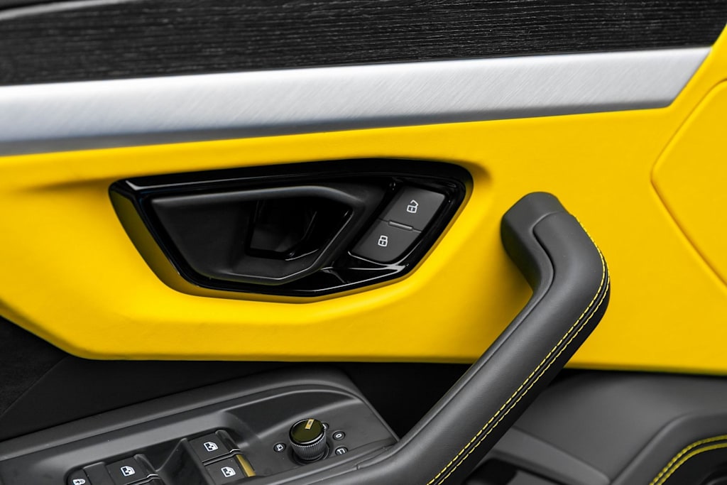 Thumbnail: 2024 Lamborghini Urus - 28