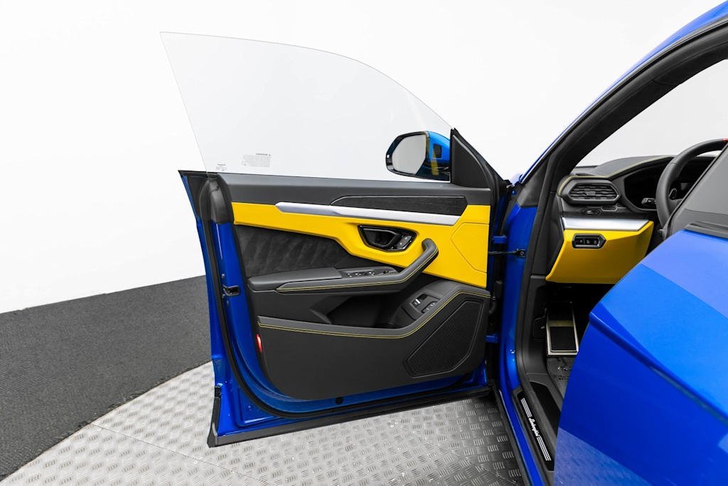 Thumbnail: 2024 Lamborghini Urus - 27