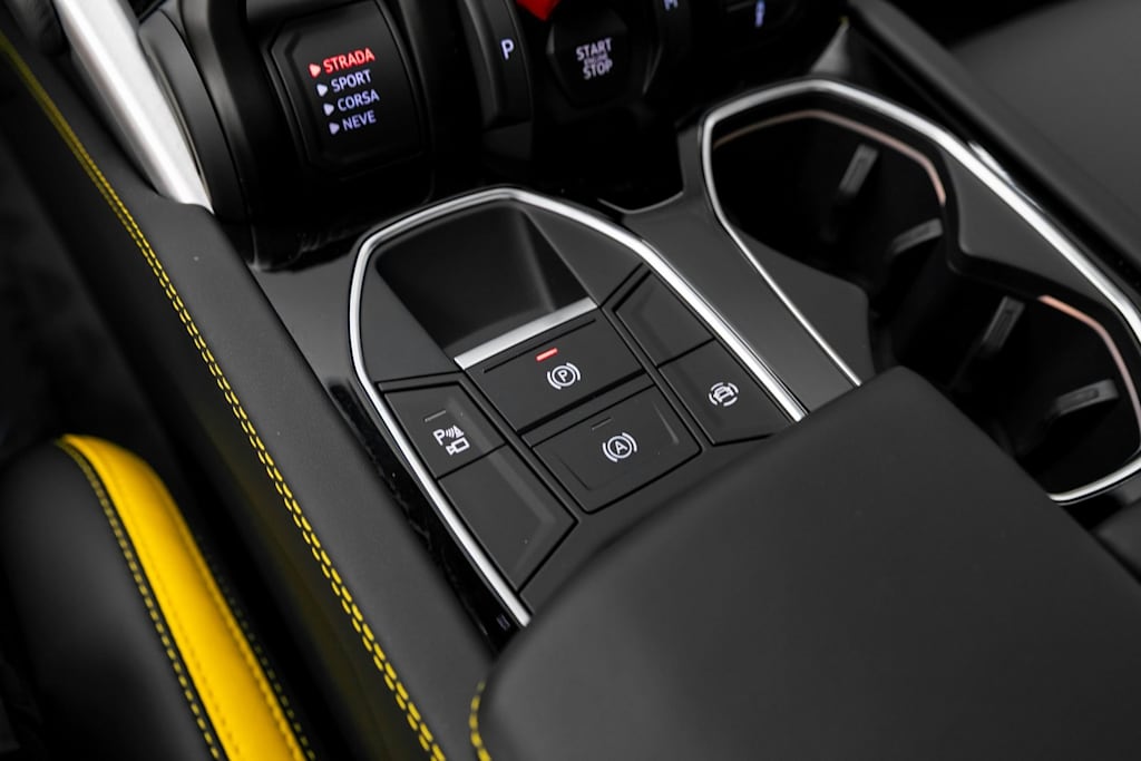 Thumbnail: 2024 Lamborghini Urus - 40