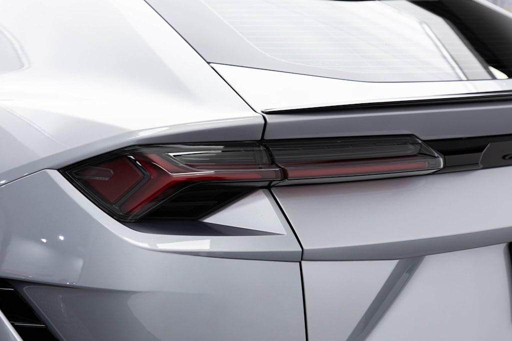Thumbnail: 2024 Lamborghini Urus - 61