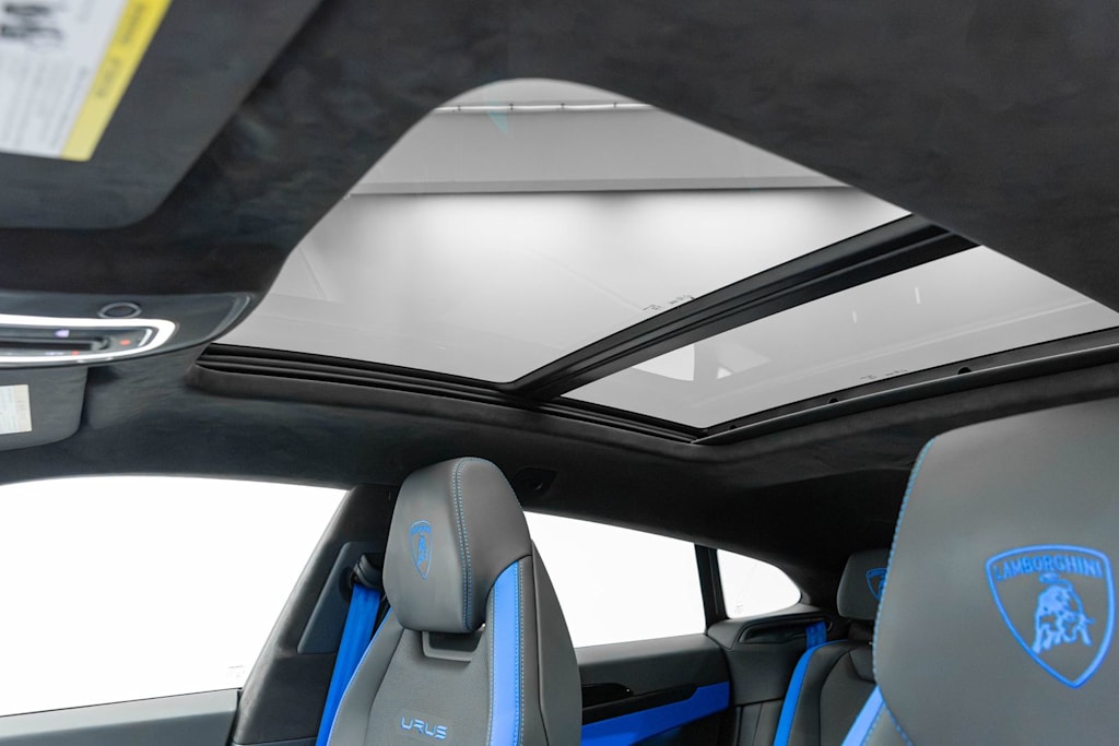 Thumbnail: 2024 Lamborghini Urus - 62