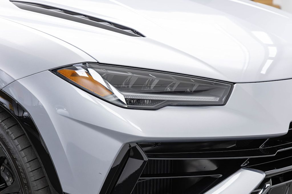 Thumbnail: 2024 Lamborghini Urus - 57