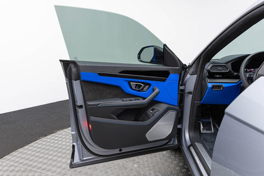 Thumbnail: 2024 Lamborghini Urus - 23