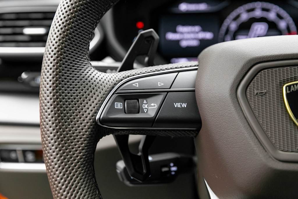 2024 Lamborghini Urus S 33