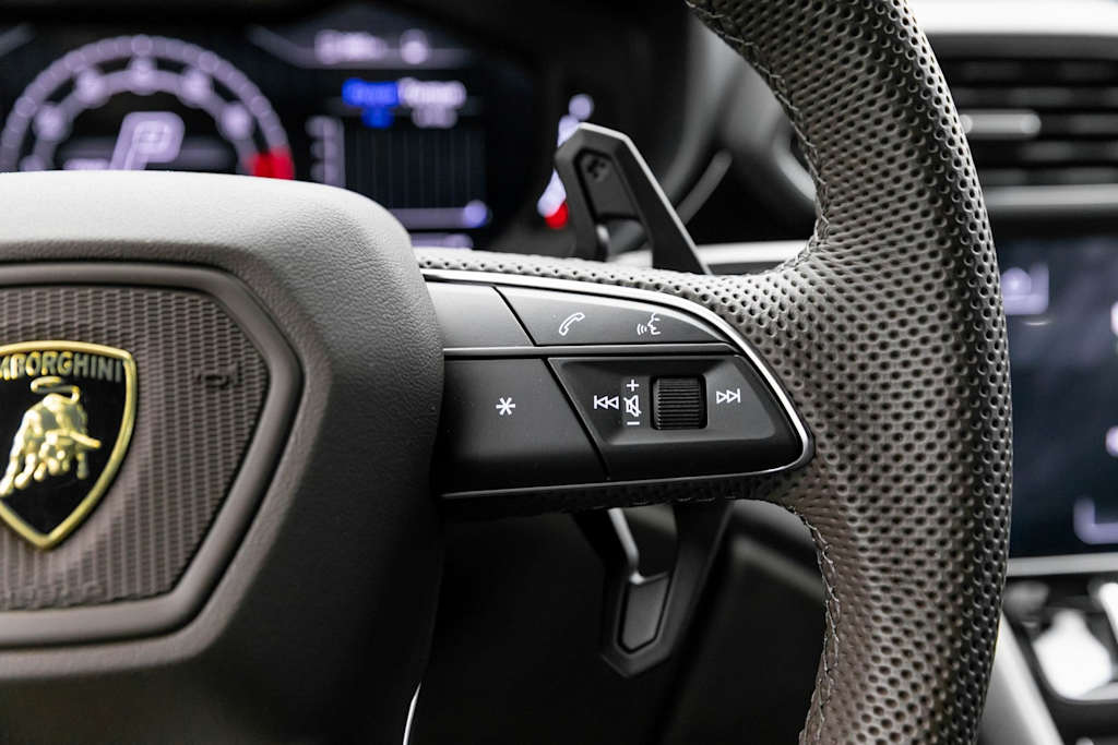 2024 Lamborghini Urus S 34