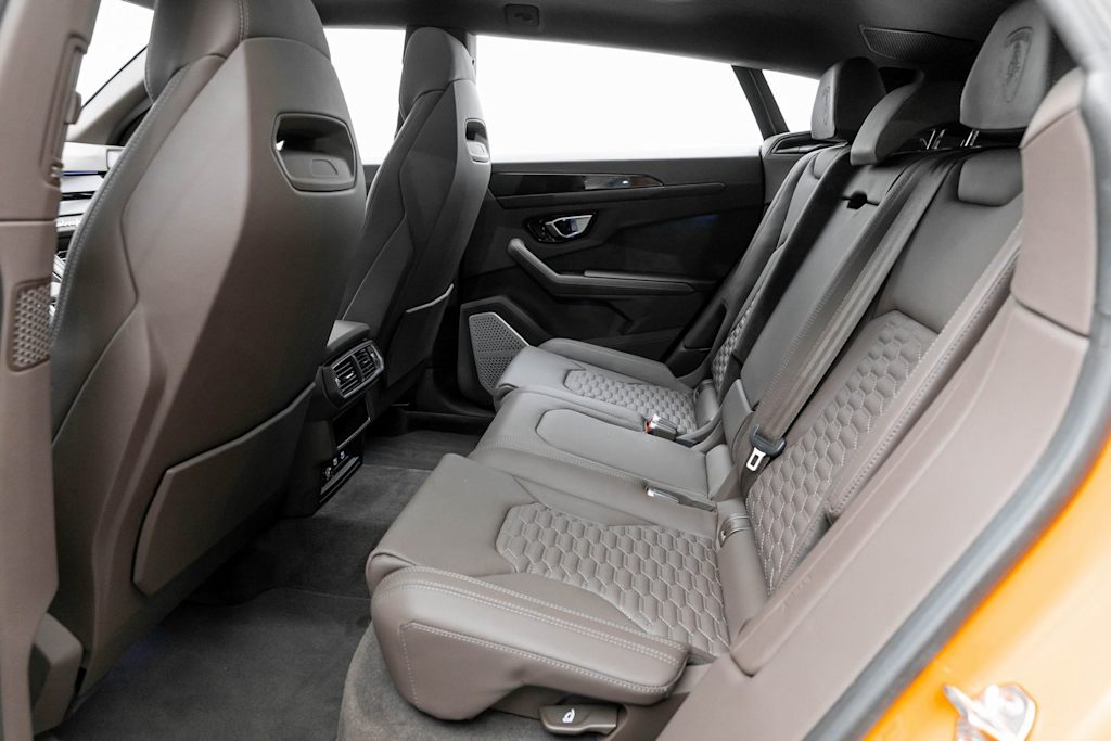 2024 Lamborghini Urus S 12