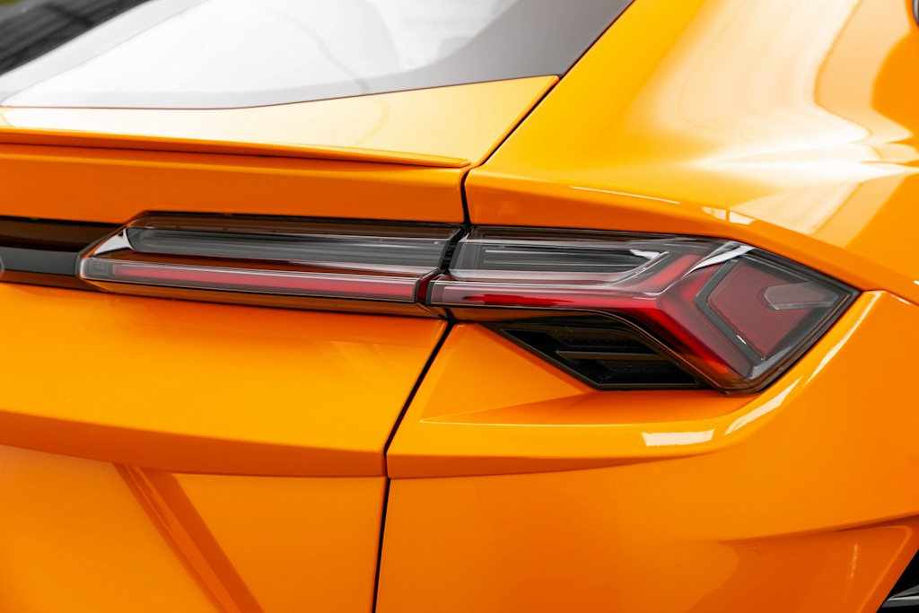 2024 Lamborghini Urus S 60